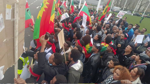 London, Oromo Peaceful rally in solidarity with #OromoProtests in Oromia against TPLF Ethiopian regime's ethnic cleansing (Master plan), December 10, 2015