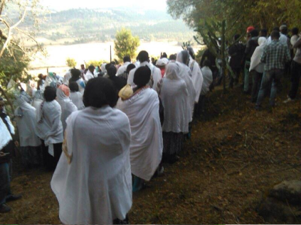 Oromo youth and families in Ginchi paused to remember Aschalew Worku. 24 January 2016. picture3