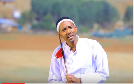 Nice Oromo pictures from Shukri Jamal's music, Bullo Boshee. p2